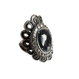 Vintage Faceted Black Glass Silver Tone Ring SZ 7 Well Made
